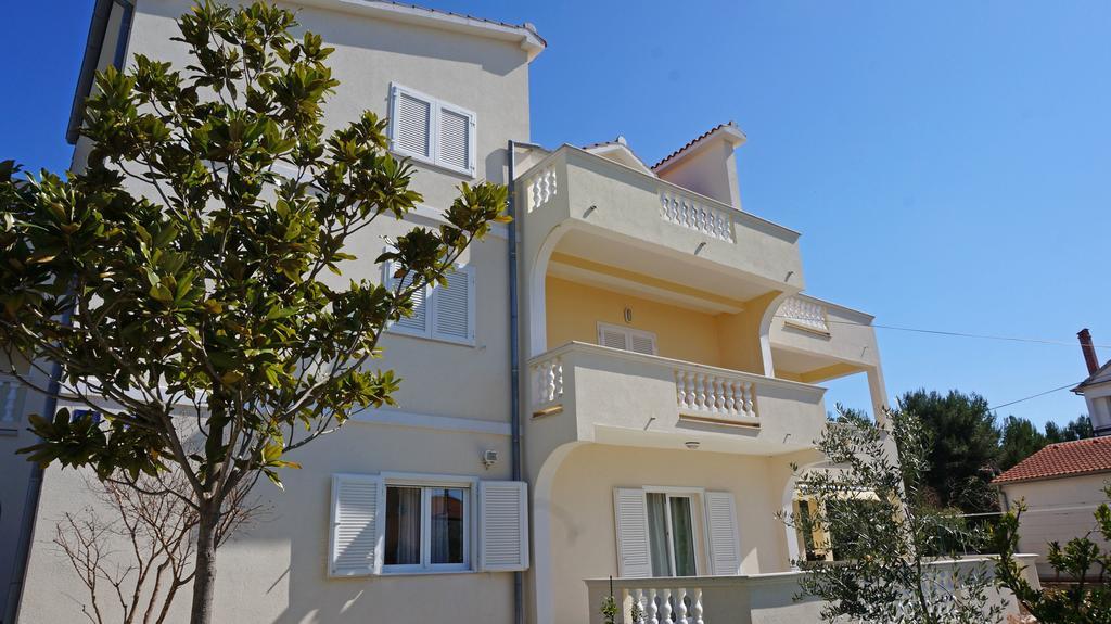 Apartments Sandra Сукошан Екстер'єр фото